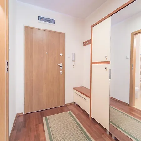 Apartment Moya Bay *